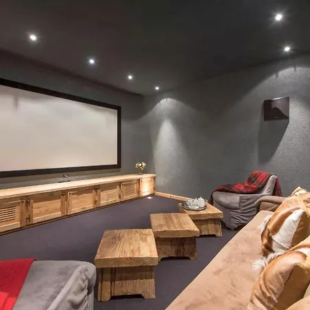 5 Bedroom Chalet Veern